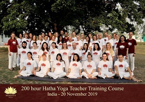 200 Stunden Hatha-Yogalehrer-Ausbildung